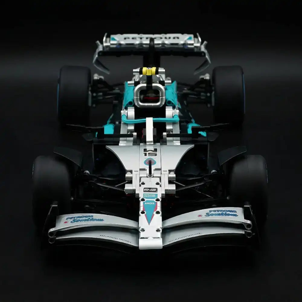 Fórmula 1 Mercedes Abu Dhabi W15 | 1936 Peças