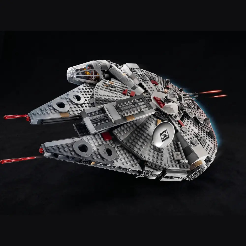 Millennium Falcon - Star Wars | 1381 Peças